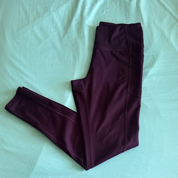 Victoria's Secret Pants - EUC - Victoria Secret Burgundy Leggings